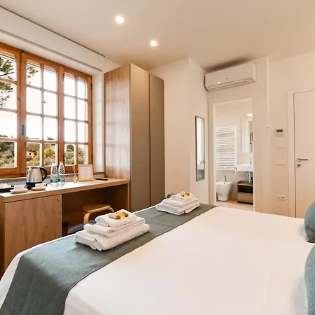 Hétvégi ház Lucilla - And Pool *