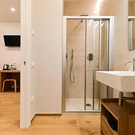 Lucilla - And Pool Hétvégi ház Potenza Picena