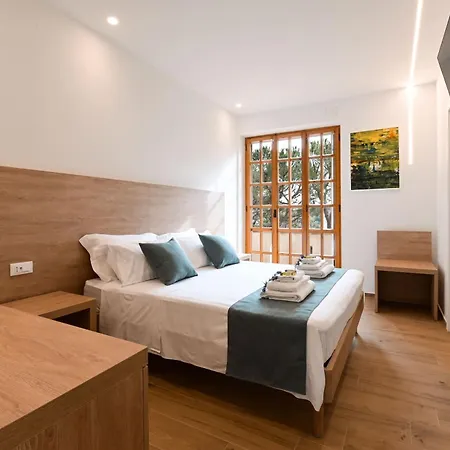 Villa Lucilla - Rooms And Pool Potenza Picena