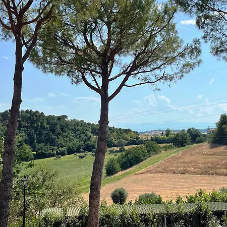 Villa Lucilla - Rooms And Pool * Potenza Picena