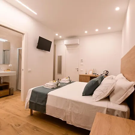 Villa Lucilla - Rooms And Pool Gospodarstwo wiejskie Potenza Picena