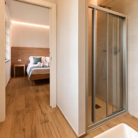 Villa Lucilla - Rooms And Pool *